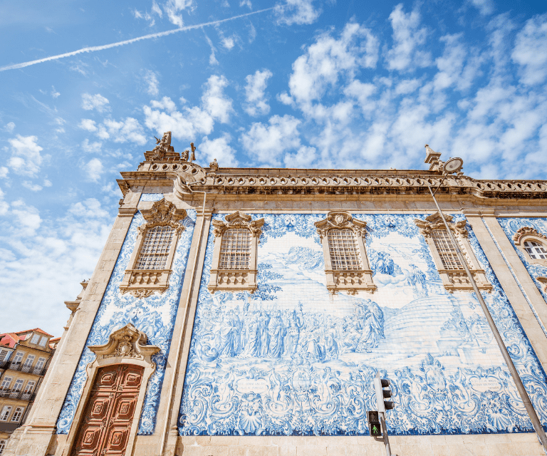 The famous tiles of Porto, one of the iconic symbols of the city and a must-see thing during a Porto city break